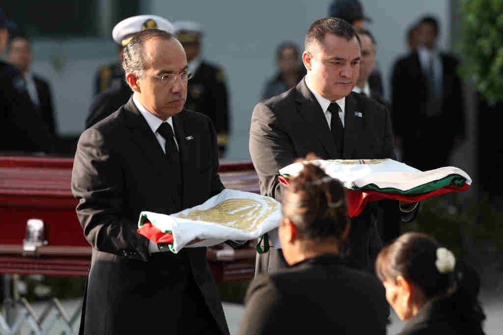 Felipe Calderón e Genaro García Luna. (Foto: Heriberto Rodríguez / Zuma Press / Contactophoto)