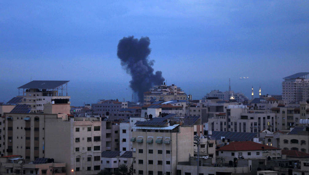 EuropaPress_5006483_23_february_2023_palestinian_territories_gaza_city_smoke_rises_during