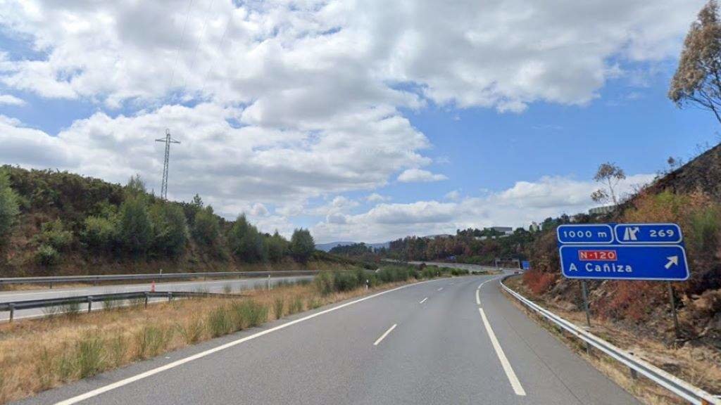 Autovía A-52 ao seu paso por Oroso, na Cañiza. (Foto: Google Maps)
