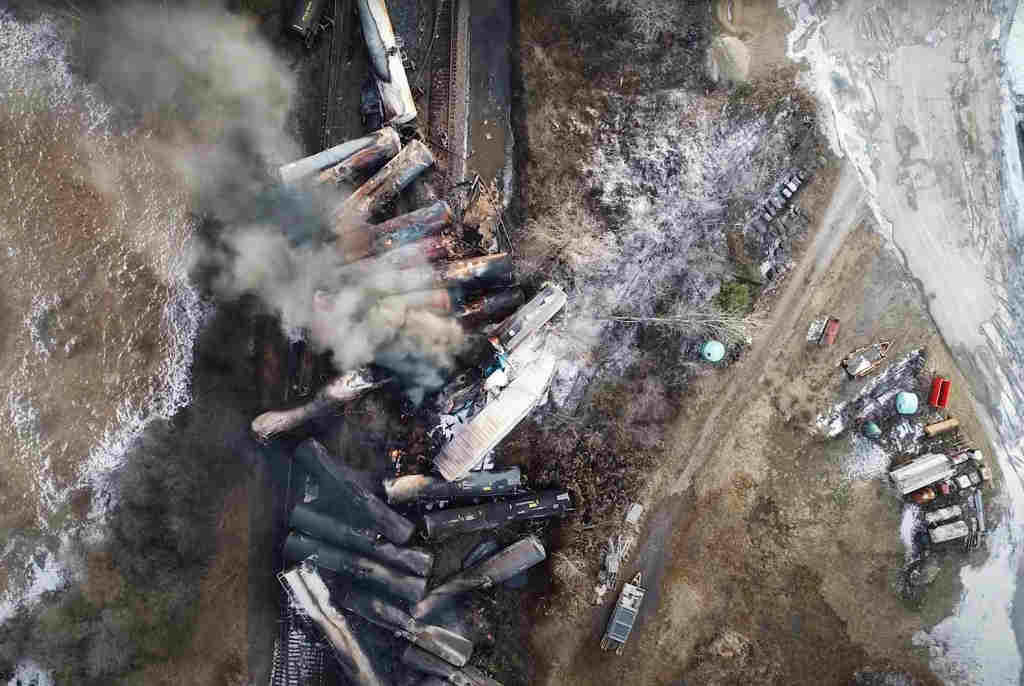 Tren descarrilado en Ohio. (Foto: Europa Press / Contacto / NTSB)