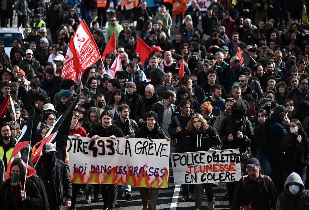 Marcha contra a reforma o 18 de marzo en Nantes. (Foto: Loic Venance / Afp)