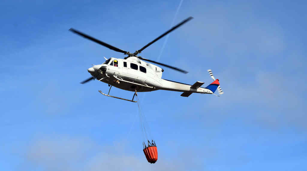 Un helicóptero antiincendios nunha imaxe de arquivo (Foto: Nós Diario).