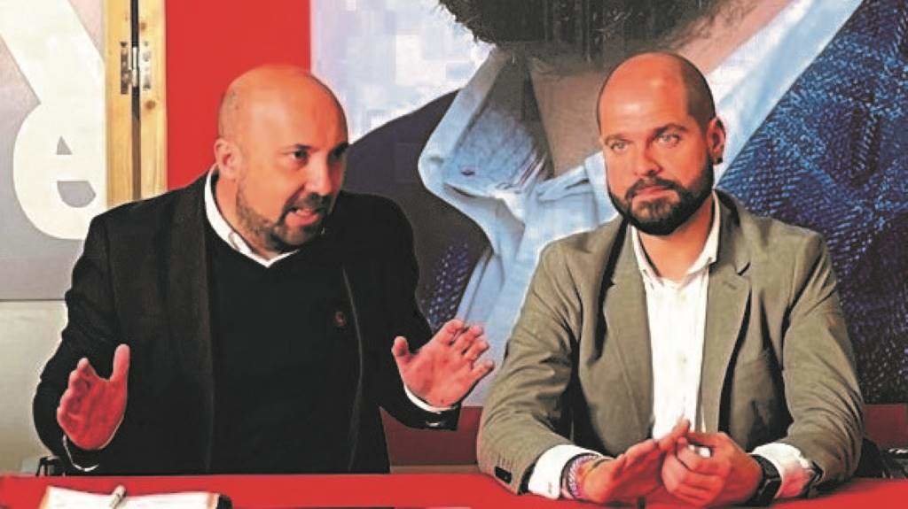 José Manuel Laxe e Iván Pontes, esta cuarta feira en Pontevedra. (Foto: Nós Diario)