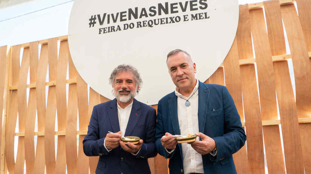 Xosé Manuel Rodríguez e Xabier Fortes esta fin de semana nas Neves (Foto: Concello das Neves).