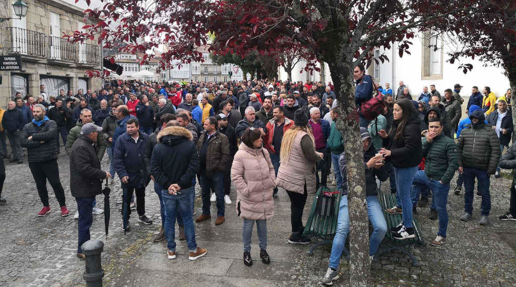 Protesta do sector bateeiro en Compostela. (Foto: Europa Press)