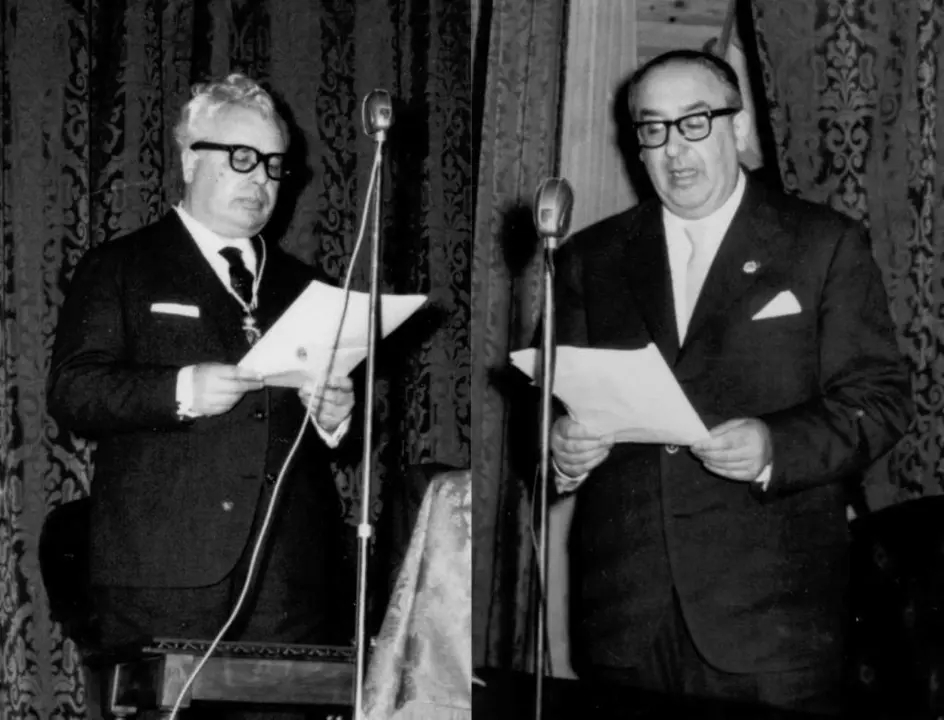 Fern&aacute;ndez del Riego e &Aacute;lvaro Cunqueiro.