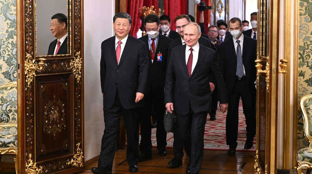 O presidente ruso, Vladímir Putin (á dereita), recibiu no Kremlin o seu homólogo chinés, Xi Jinping, o pasado mes de marzo (Foto: Kremlin).