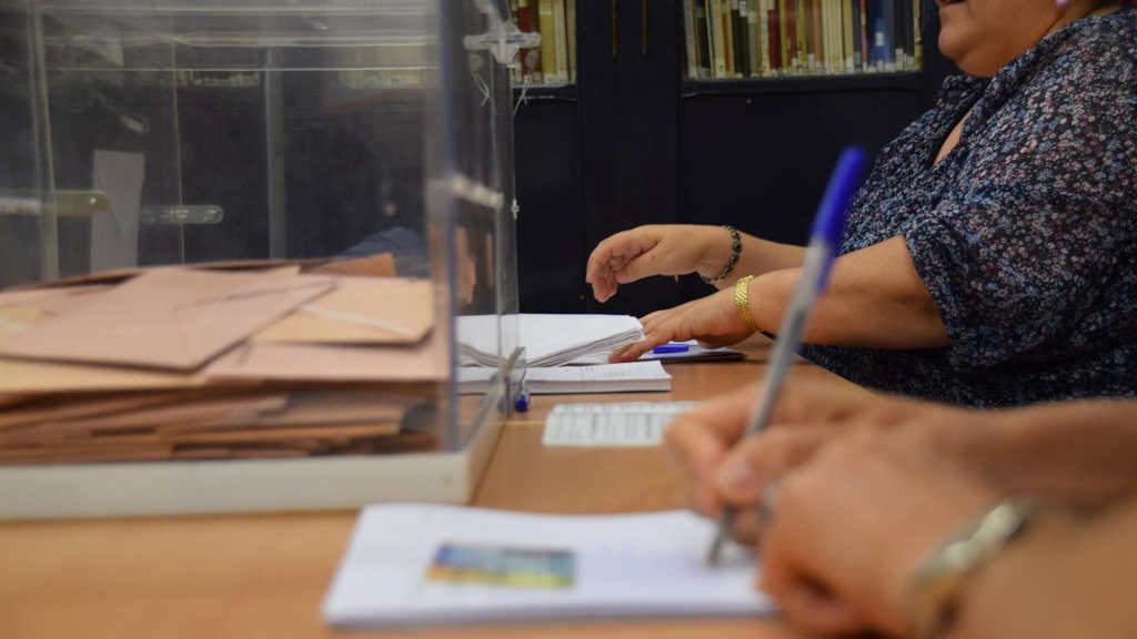 Unha mesa electoral nunha imaxe de arquivo (Foto: Europa Press).