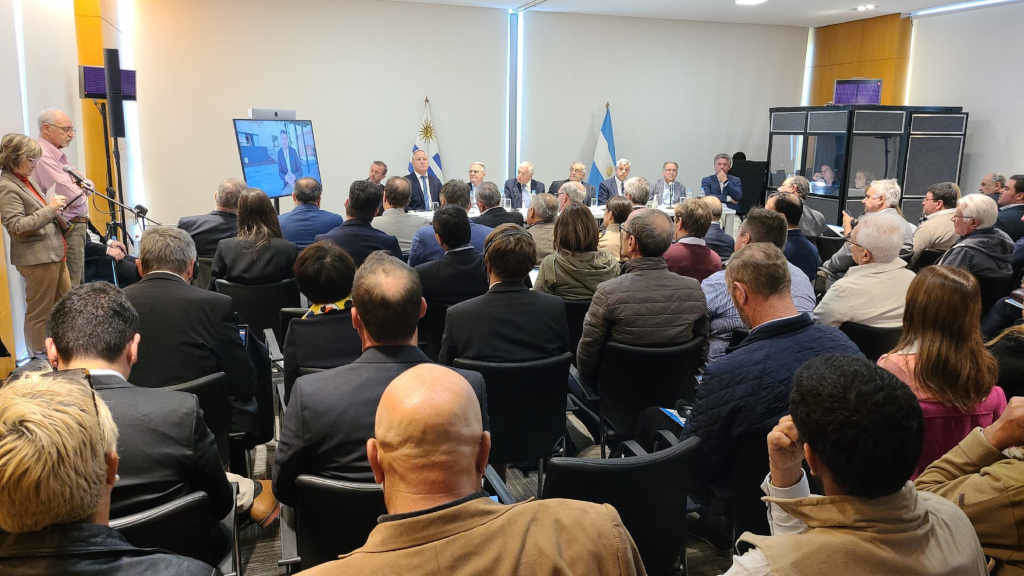O AECT Río Miño estivo presente en Uruguai (Foto: Deputación de Pontevedra).