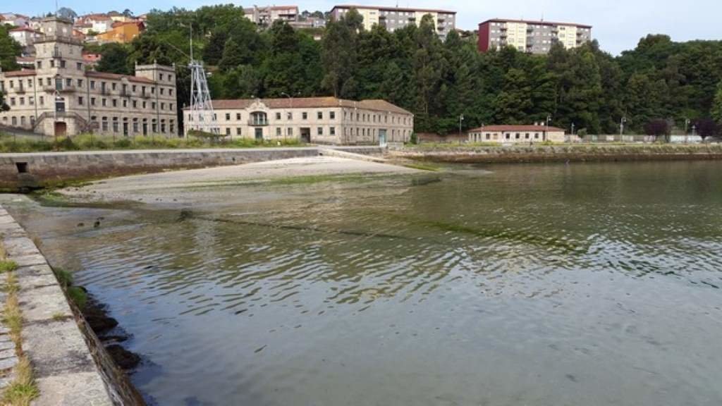 A coñecida como praia da ETEA, onde apareceu o cadáver, en Vigo. (Foto: Concello de Vigo)
