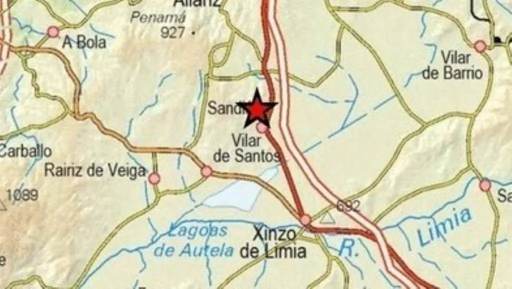 Epicentro do tremor rexistrado en Sandi&aacute;s. (Mapa: IXN)