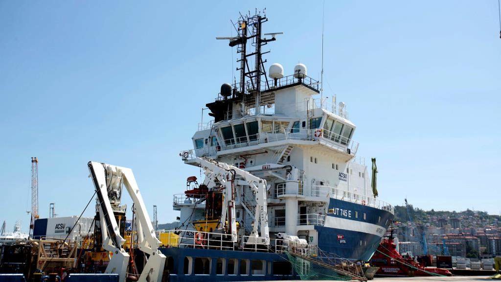 O buque 'Ártabro', de ACSM Shipping, atracado no porto de Vigo antes de partir. (Foto: Javier Vázquez / Europa Press)