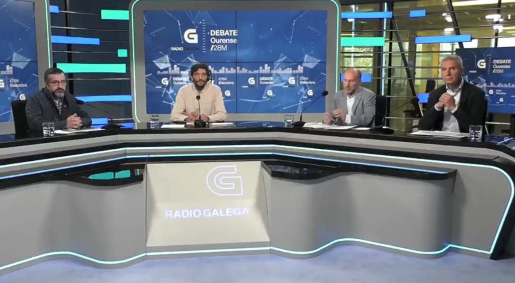 Momento de inicio do debate esta quinta feira na Radio Galega (Foto: RG).