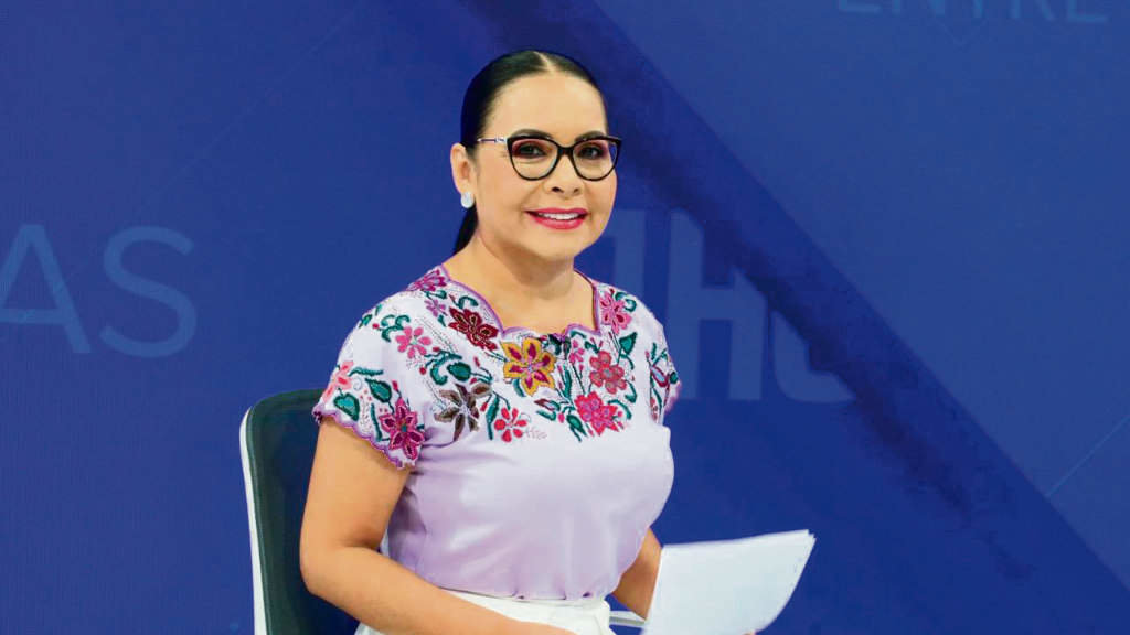 Diana Atamaint, presidenta do Consello Nacional Electoral. (Foto: CNE Ecuador)