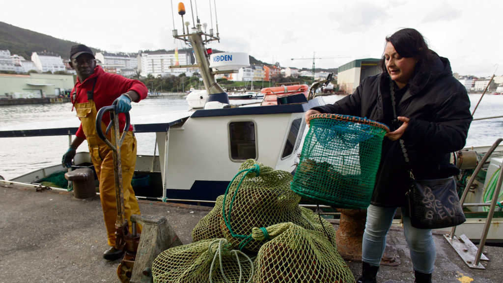 Burela é un dos portos galegos cunha porcentaxe importante de inmigrante na actividade pesqueira. (Foto: Carlos Castro / Europa Press)