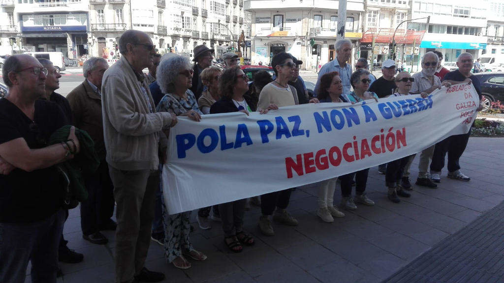Xubiladas e xubiladas o pasado 12 de xuño diante da Delegación do Goberno español na Galiza. (Foto: Nós Diario)