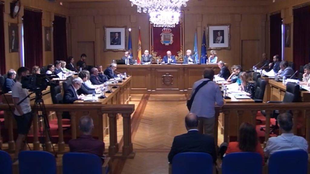 Pleno da Deputación de Ourense nunha sesión do anterior mandato. (Foto: Nós Diario)