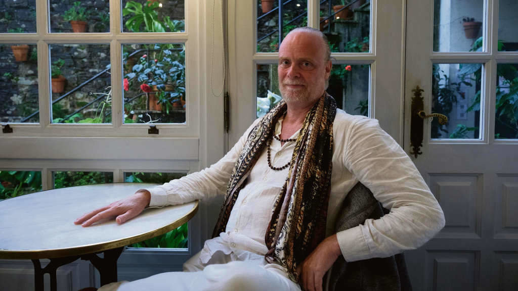 O jornalista e escritor sueco, Henrik Brandão Jönsson. (Foto: Arxina)