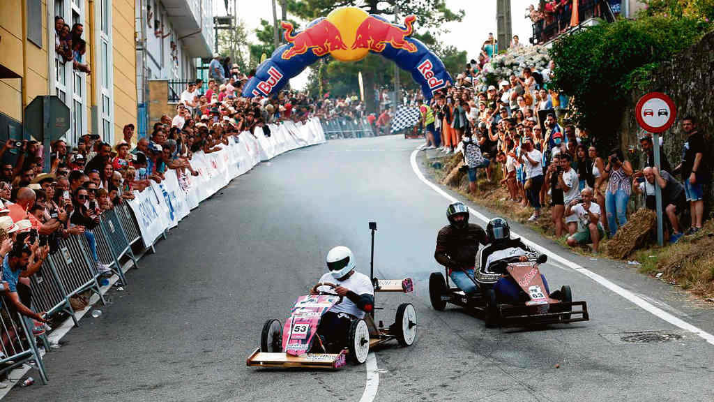 O Grand Prix de carrilanas de Esteiro, en Muros, realízase na Costa do Maio. (Foto: ADC Carrilanas de Esteiro)