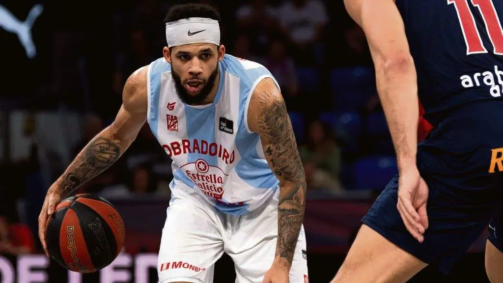 Robertson asinou polo Valencia. (Foto: ACB)