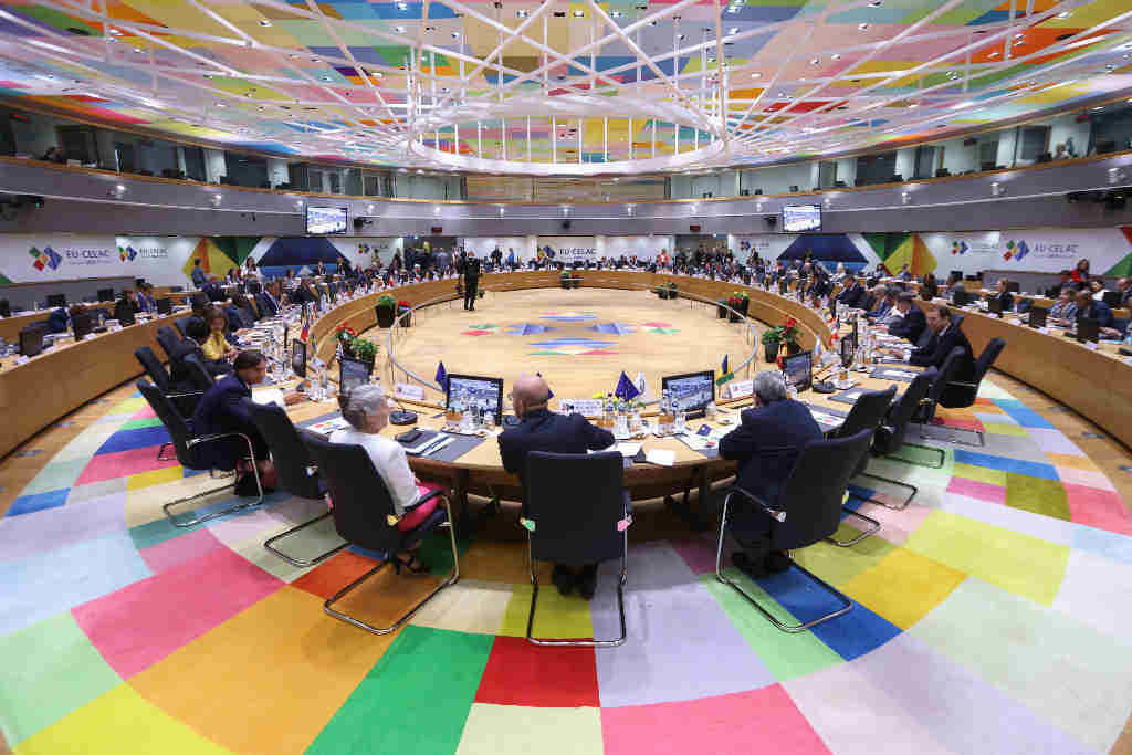 Plenario da cimeira entre a Unión Europea e a Celac, en Bruxelas, Bélxica. (Foto: Dario Pignatelli / European Council)