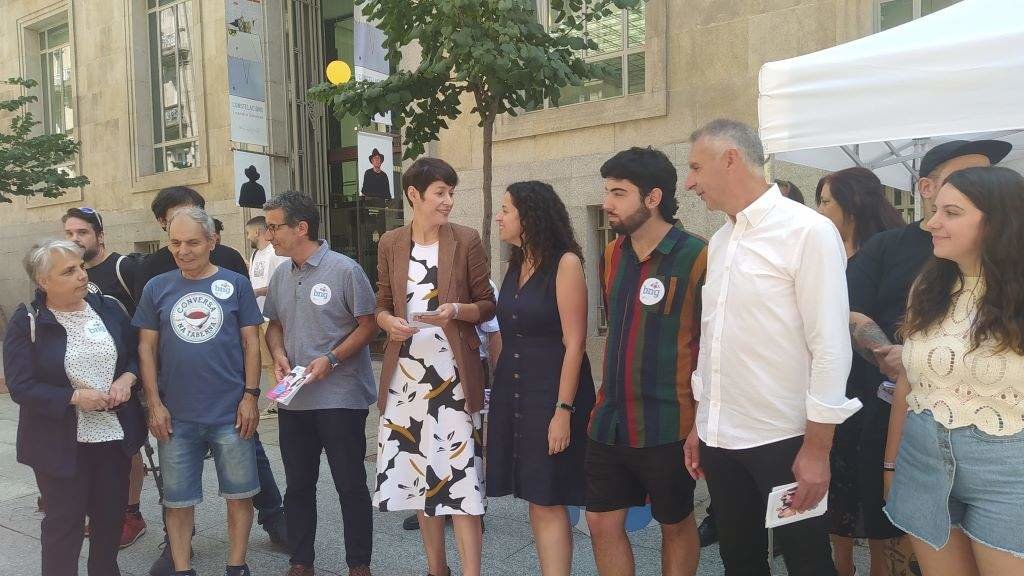 Ana Pontón apoiou hoxe a candidata Noa Presas en Ourense. (Foto: Europa Press)