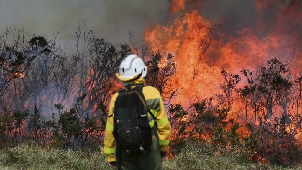 O risco de incendios forestais aumenta no contexto de emerxencia climática. (Foto: Carlos Castro / Europa Press)