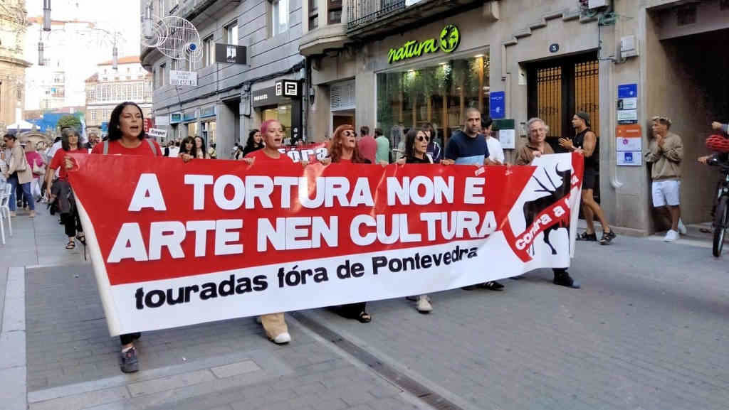 Manifestación contra as touradas en Pontevedra en 2022 (Foto: Nós Diario).