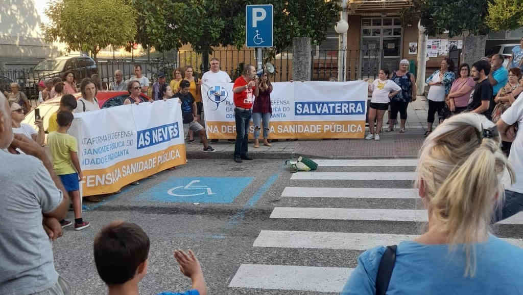 Concentración en Salvaterra (Foto: Nós Diario).
