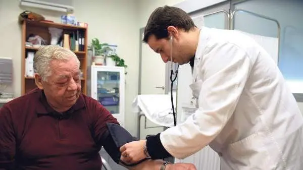 Unha consulta m&eacute;dica. (Foto: Europa Press)