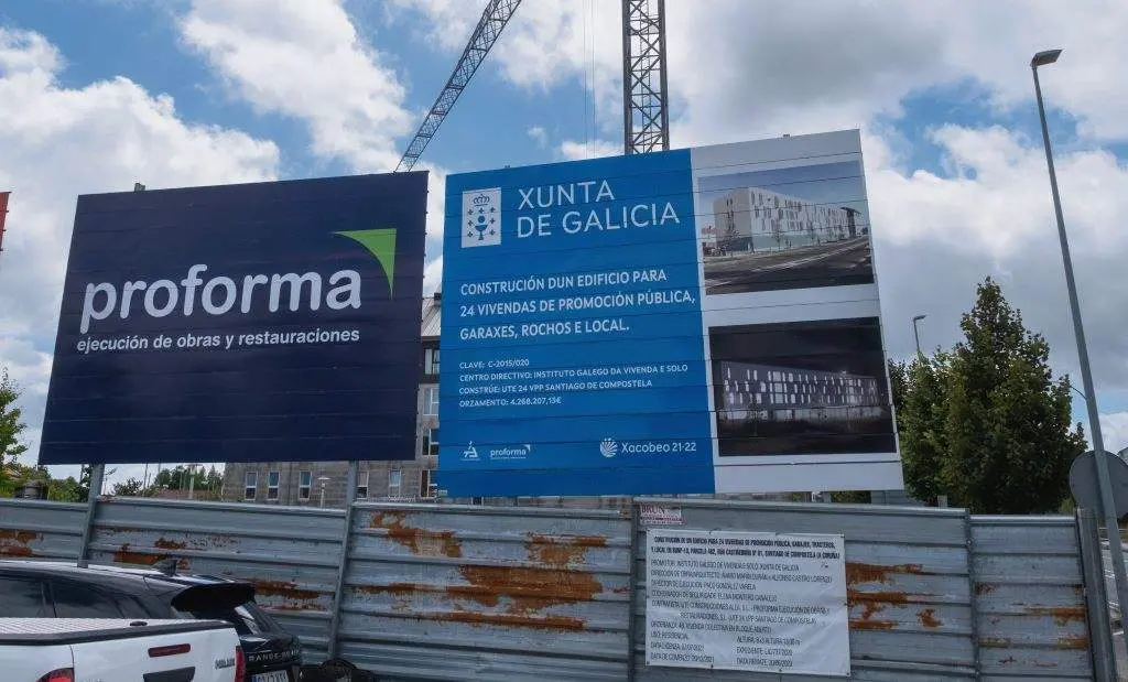 ARQUIVO | Construci&oacute;n de vivenda protexida no barrio do Casti&ntilde;eiri&ntilde;o, Compostela (Foto: Arxina).