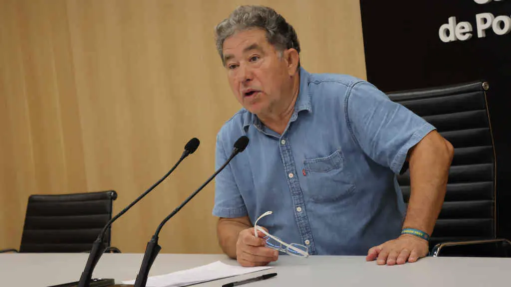 Miguel Anxo Fern&aacute;ndez Lores en rolda de prensa (Foto: Concello de Pontevedra)
