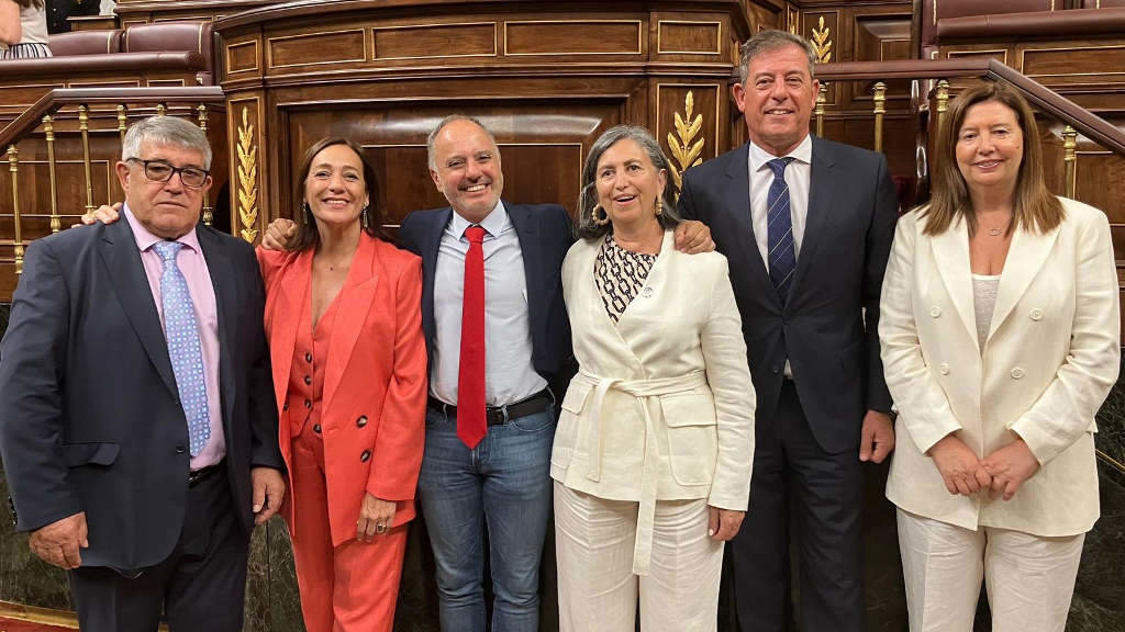 Pose, Taboadela, Regades, Gómez e Martín, onte no Congreso español. (Foto: Nós Diario)