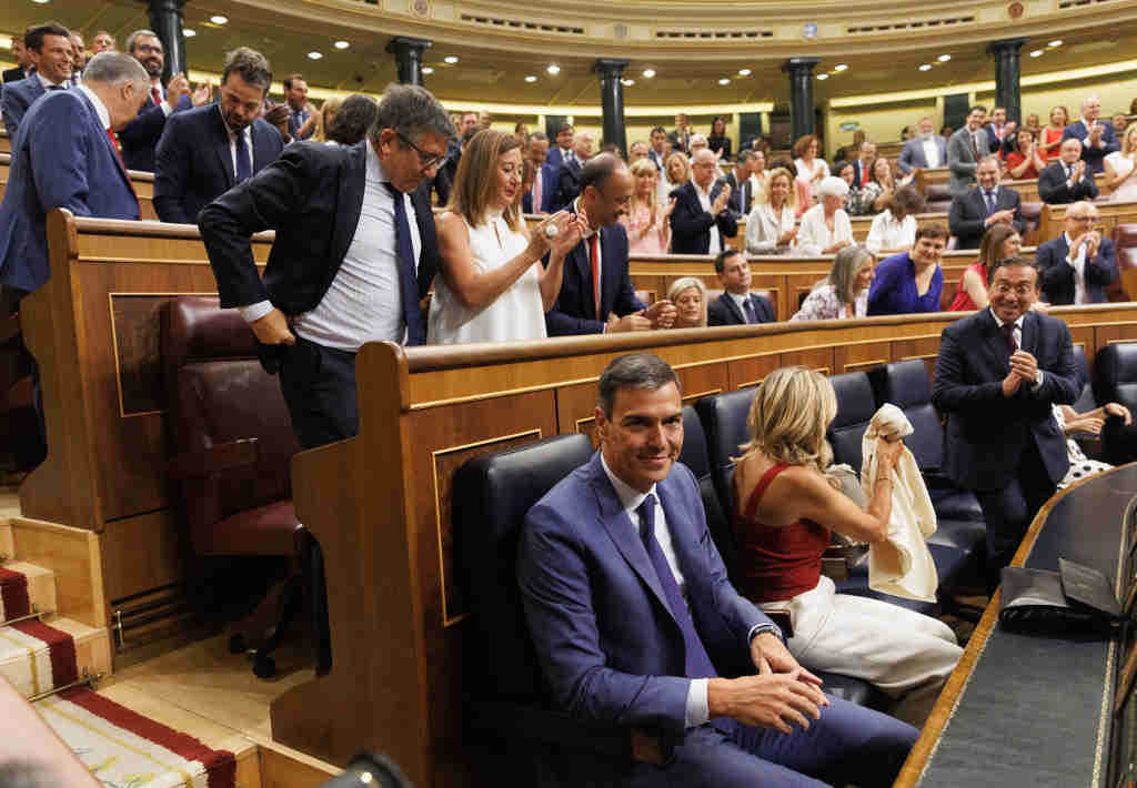 Arriba no centro Francina Armengol, e abaixo Pedro Sánchez, ambos do PSOE. (Foto: Eduardo Parra / Europa Press)