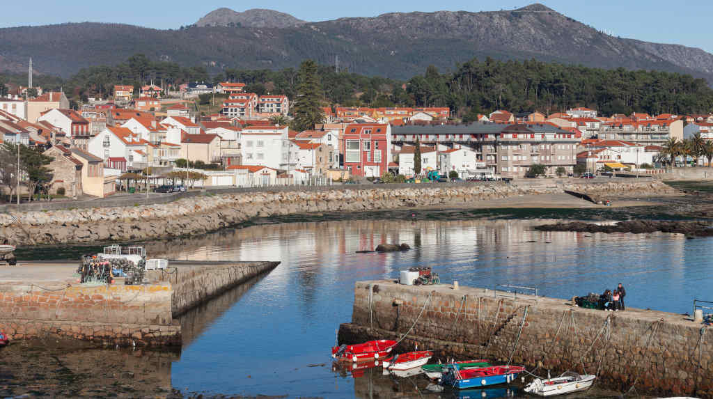Porto de Ribeira (Foto: Luis Miguel Bugallo Sánchez).