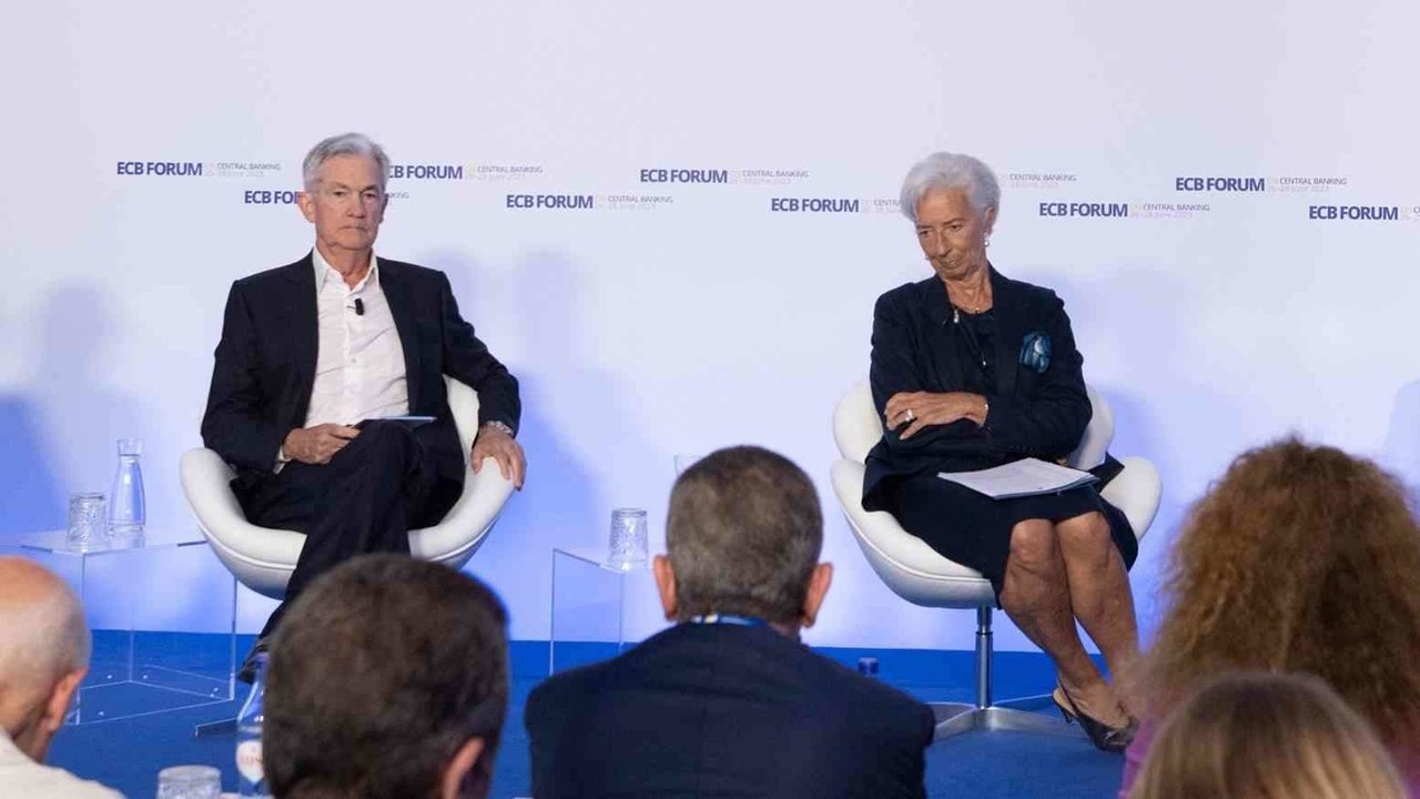 Jerome Powell (Fed) e Christine Lagarde (BCE), en Sintra, Portugal (Foto: BCE).