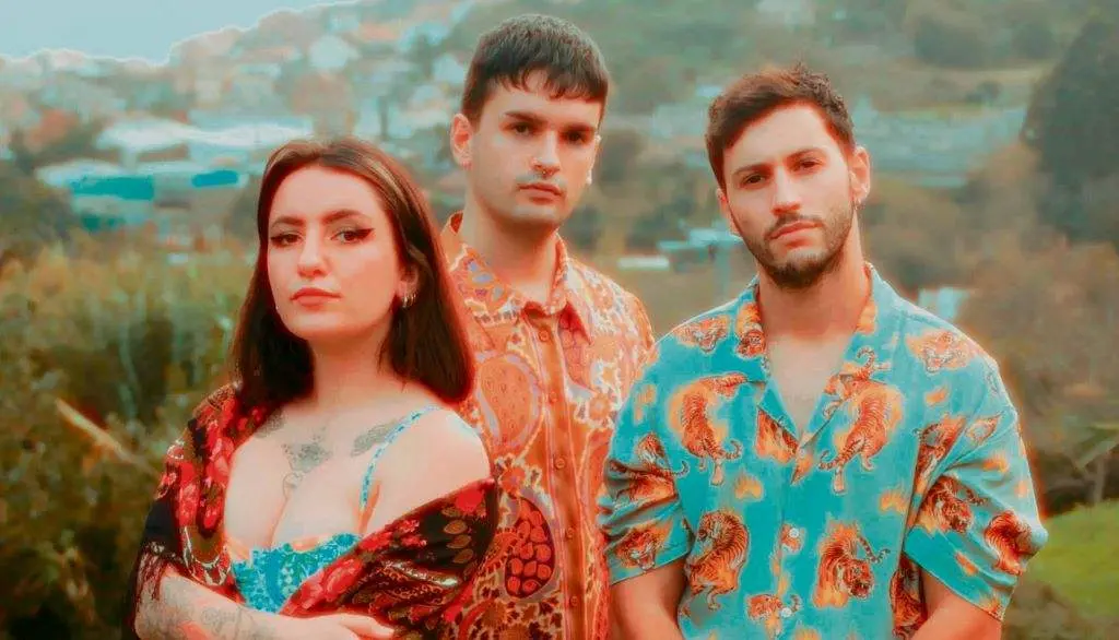 Adriana Cores, H&eacute;ctor Rodr&iacute;guez e Iv&aacute;n Barral son os integrantes de Lontreira. (Foto: N&oacute;s Diario)