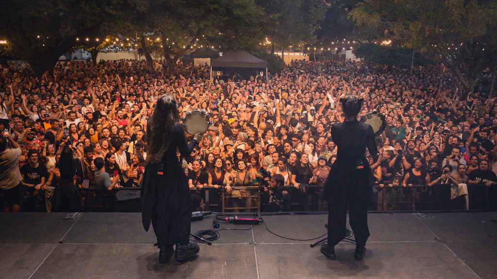 Fillas de Cassandra, durante a súa actuación no festival Revenidas 2023. (Foto: Christian Pérez)