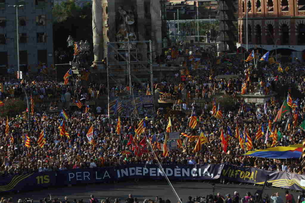 Mobilización a segunda feira en Barcelona en defensa do proceso de independencia catalán. (Foto: Albert Salamé / Vilaweb)