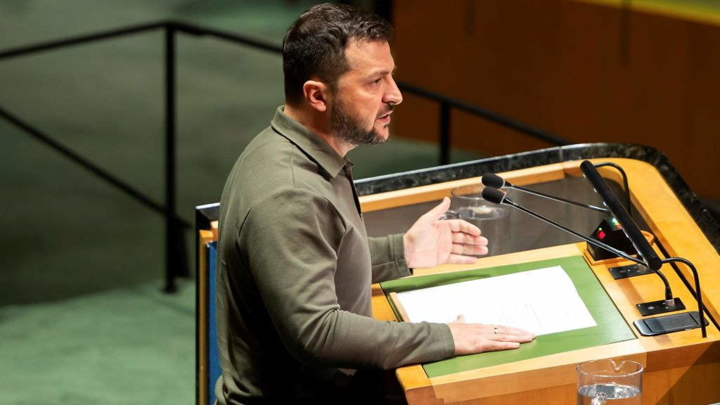 Volodímir Zelenski asistiu por primeira vez ás Nacións Unidas tras intervir o ano pasado por videoconferencia. (Foto: Europa Press).