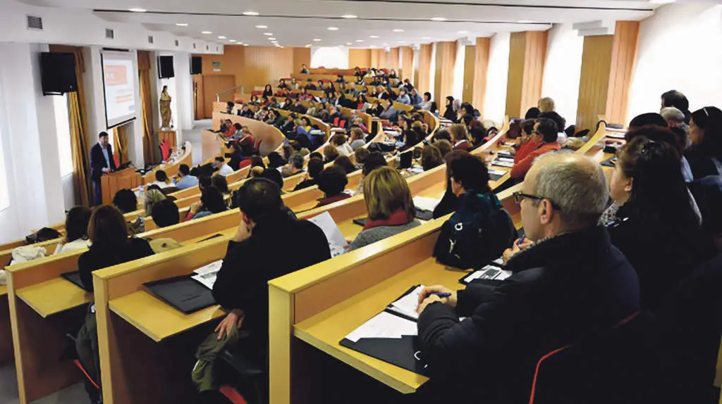 Curso da diocese de Compostela para formaci&oacute;n de profesorado de relixi&oacute;n (Foto: Arquidi&oacute;cese).