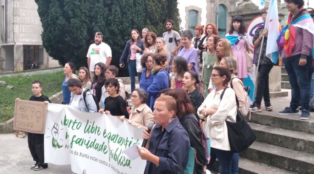 Concentración por un aborto libre e garantido en Pontevedra esta quinta feira (Foto: Nós Diario).