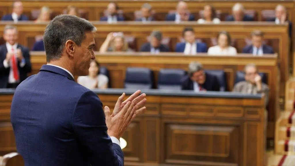 O presidente do Goberno espa&ntilde;ol en funci&oacute;ns, Pedro S&aacute;nchez, esta sexta feira, na segunda &mdash;e errada&mdash; votaci&oacute;n de investidura de Alberto N&uacute;&ntilde;ez Feixoo. (Foto: Eduardo Parra / Europa Press)