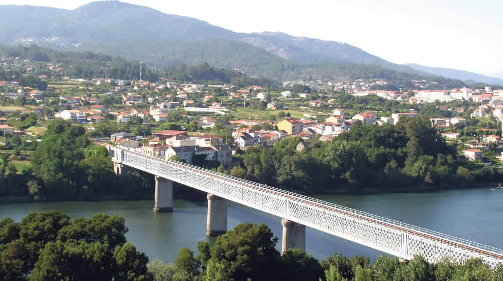 Ponte internacional Tui-Valen&ccedil;a (Foto: N&oacute;s Diario).