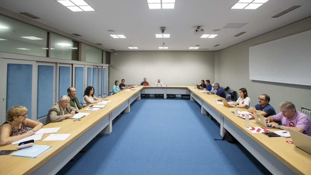 Integrantes da mesa sectorial, nunha xuntanza decorrida o pasado 2 de outubro. (Foto: Xunta da Galiza)
