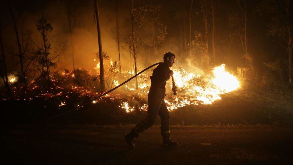O incendio de Trabada o pasado mes de outubro (Foto: Carlos Castro / Europa Press)