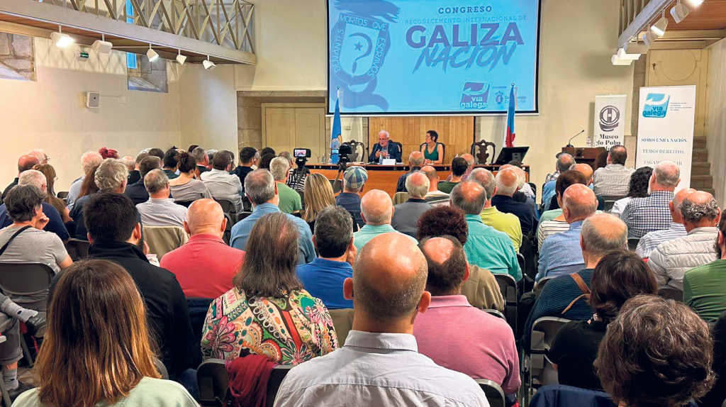 Congreso de Vía Galega decorrido en setembro con motivo do aniversario do recoñecemento internacional da Galiza como nación (Foto: Nós Diario).