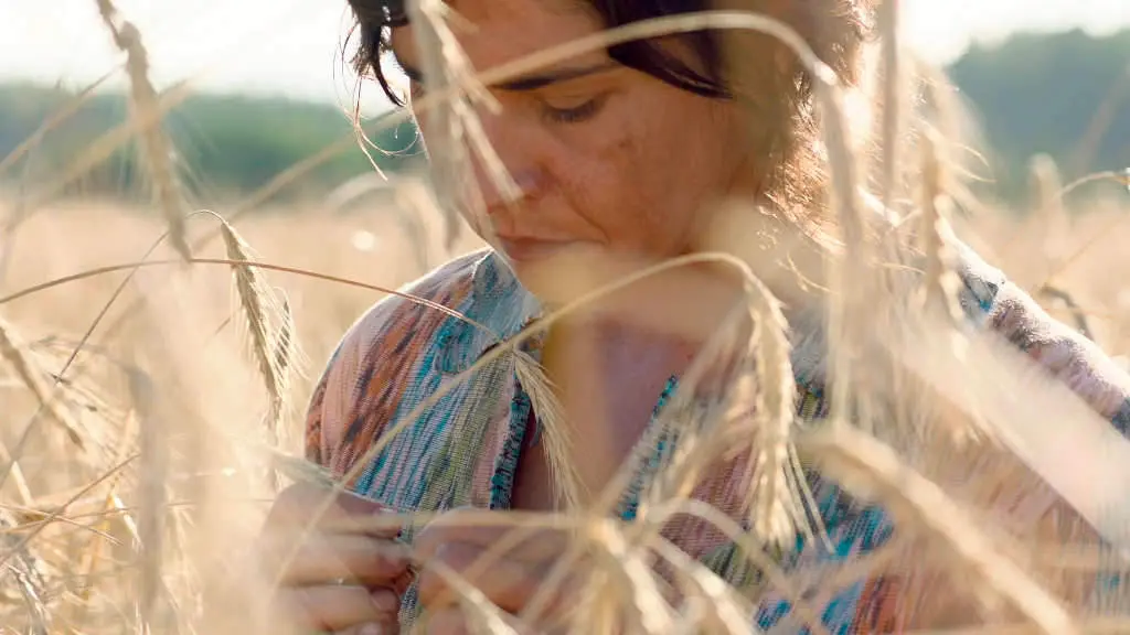'O corno', de Jaione Cambord, proxectarase ao fin da xornada. (Foto: El&aacute;stica Films)