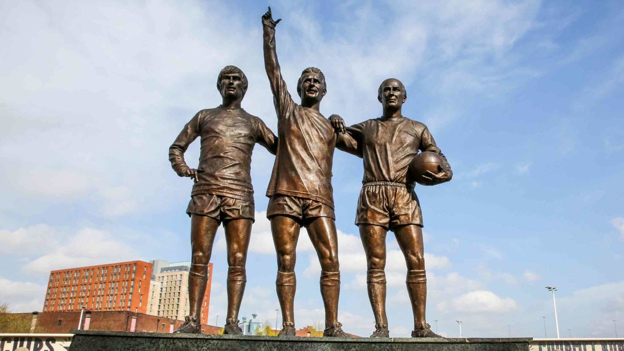 Estatua de George Best, Dennis Law e Bobby Charlton, nos arredores do estadio do Manchester United (Foto: AFP7 / Europa Press).