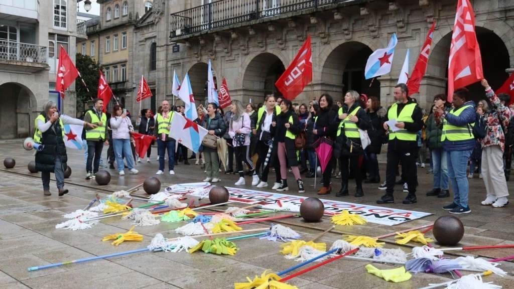 Protesta do persoal da limpeza en Lugo. (Foto: Nós Diario)